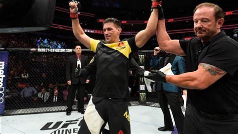 UFC 211 .